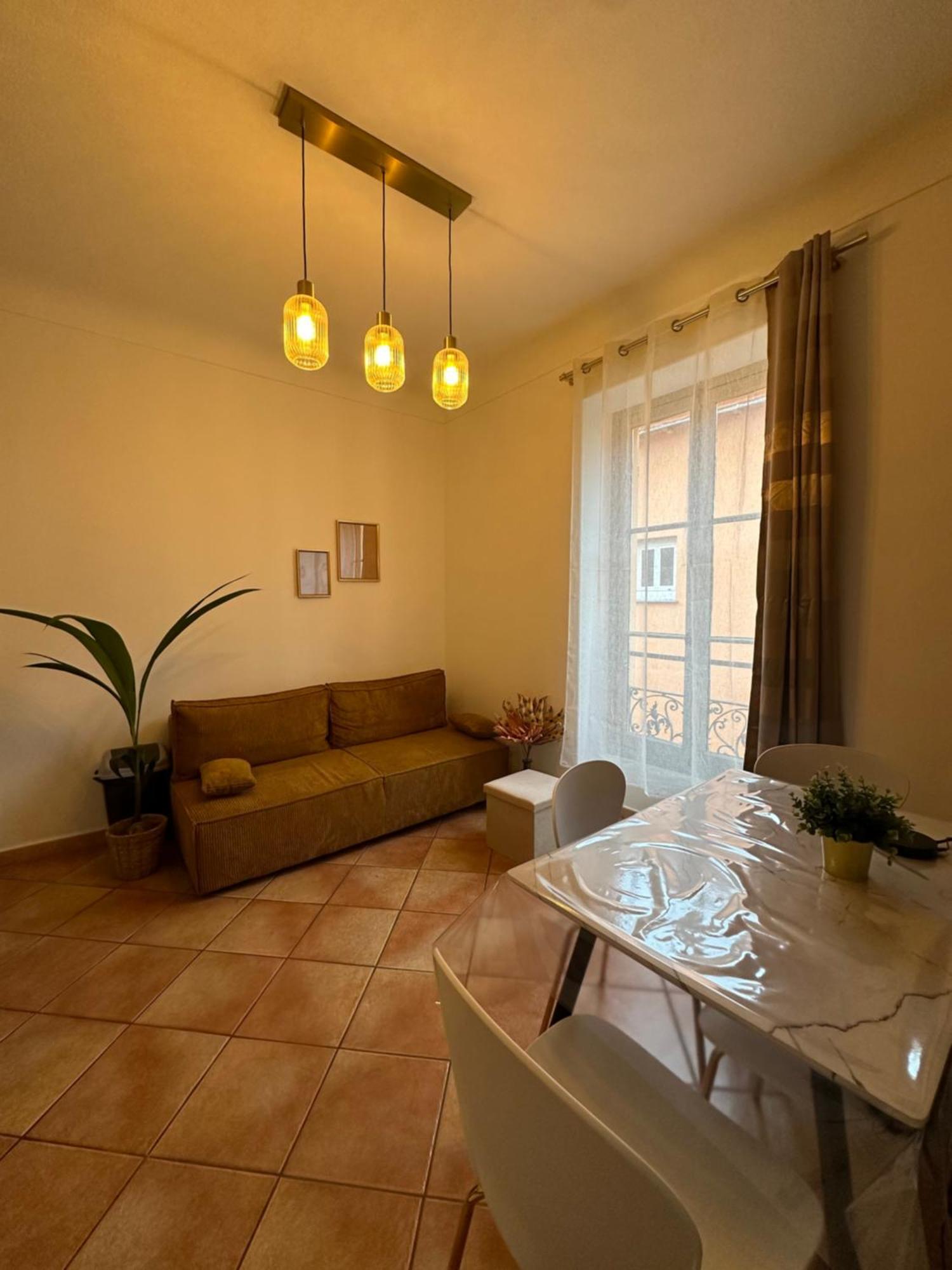 Villarey Home - Central Apartment In Menton Exterior foto