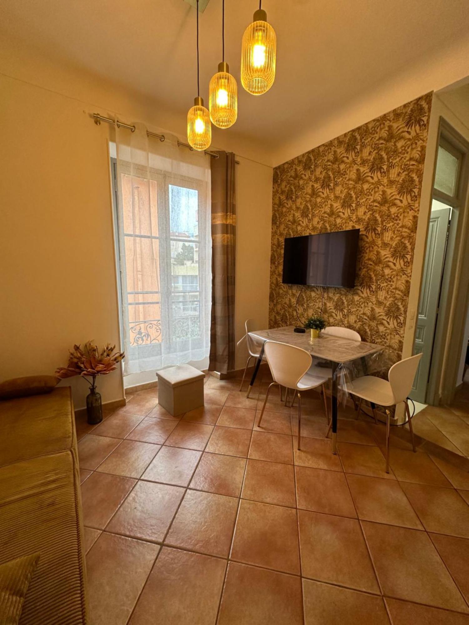 Villarey Home - Central Apartment In Menton Exterior foto